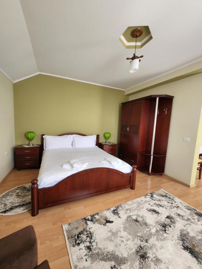 Guesthouse Bimbli Поградец Экстерьер фото