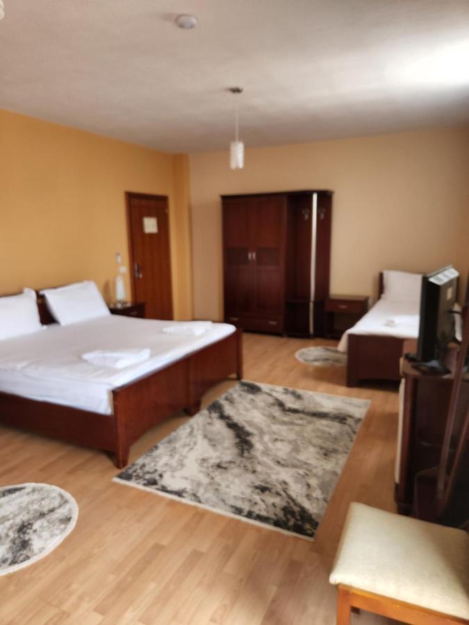 Guesthouse Bimbli Поградец Экстерьер фото