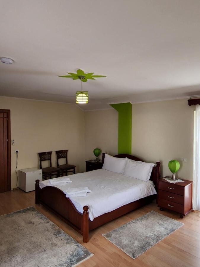 Guesthouse Bimbli Поградец Экстерьер фото