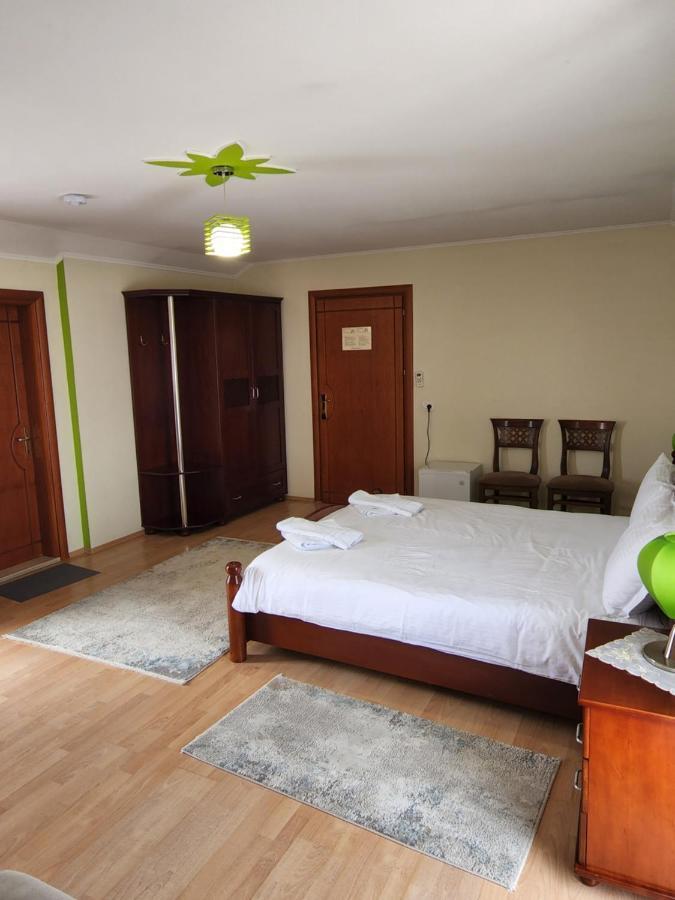 Guesthouse Bimbli Поградец Экстерьер фото