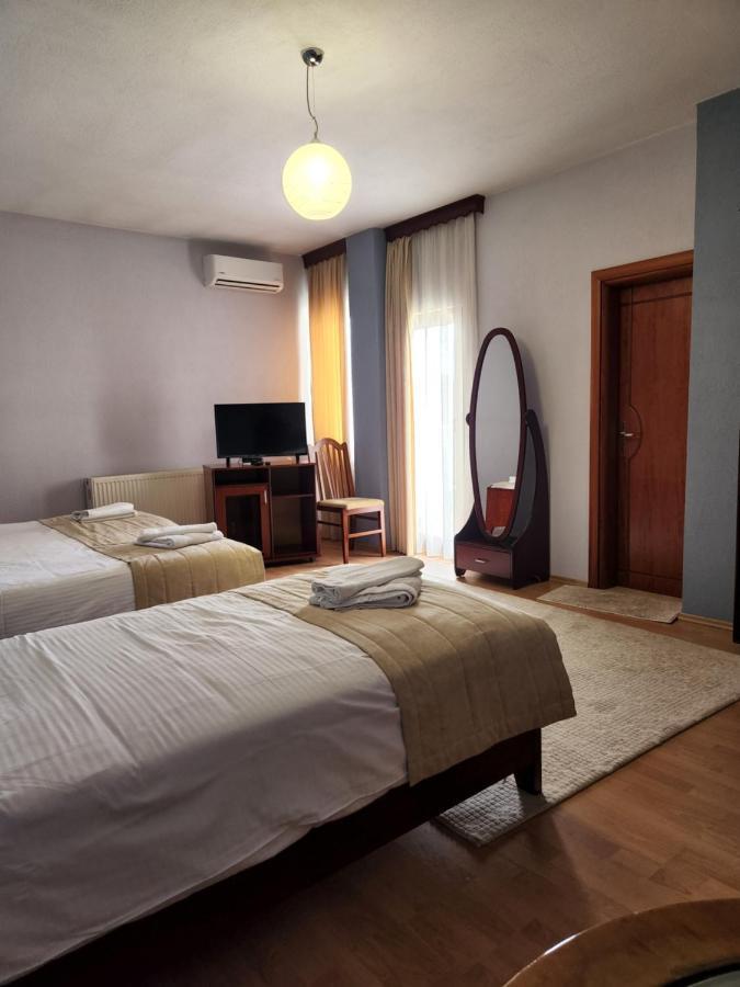 Guesthouse Bimbli Поградец Экстерьер фото