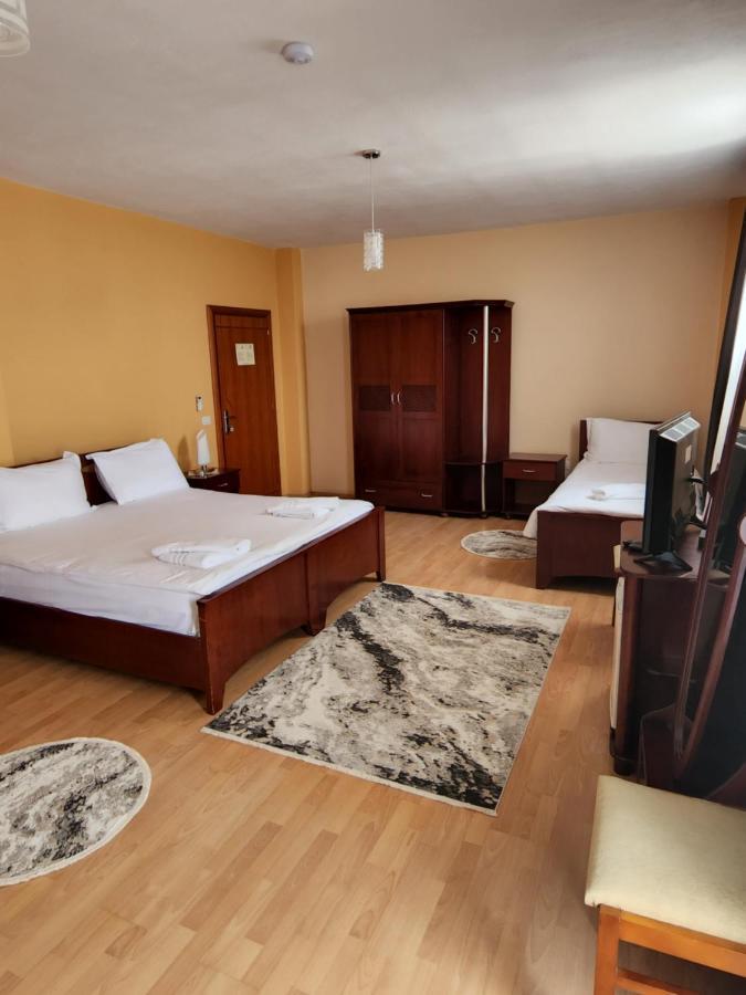 Guesthouse Bimbli Поградец Экстерьер фото