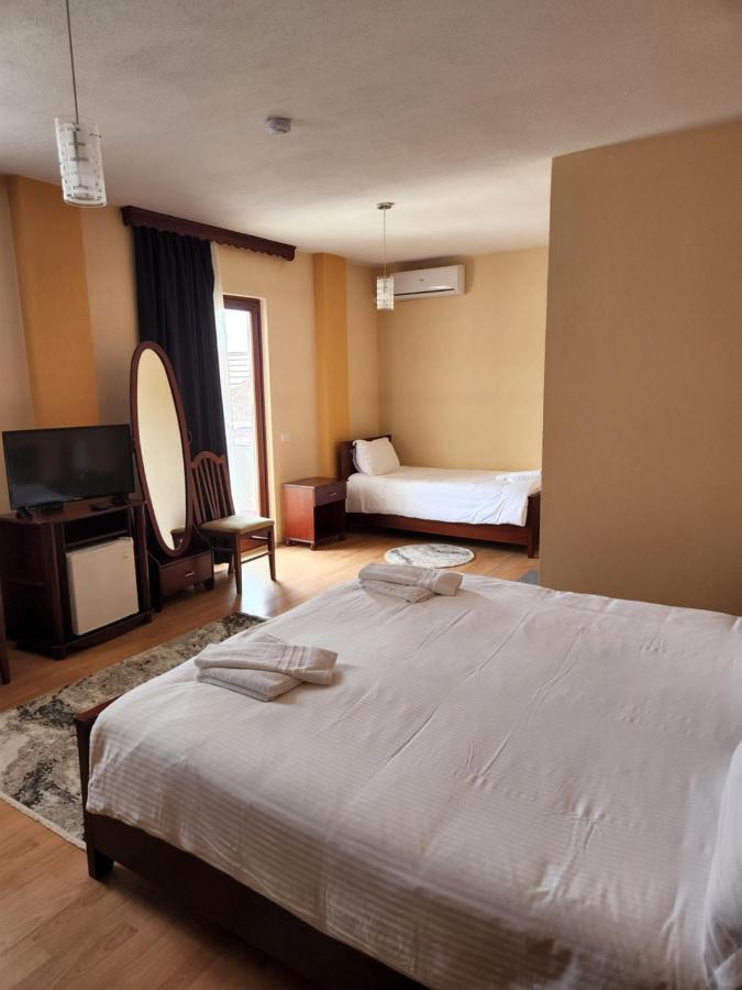 Guesthouse Bimbli Поградец Экстерьер фото