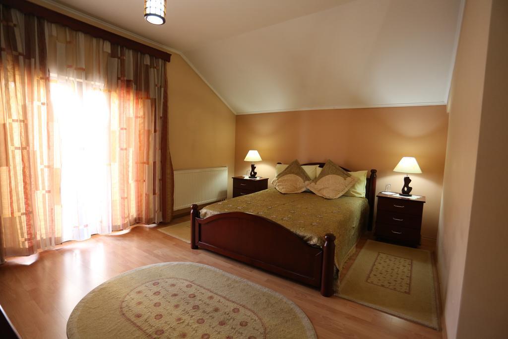 Guesthouse Bimbli Поградец Номер фото
